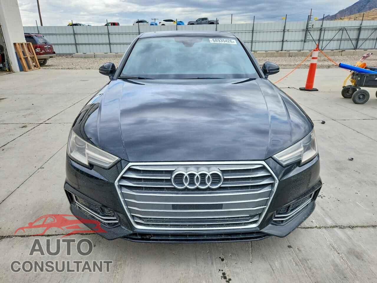 AUDI A4 2018 - WAUKMAF48JA006294