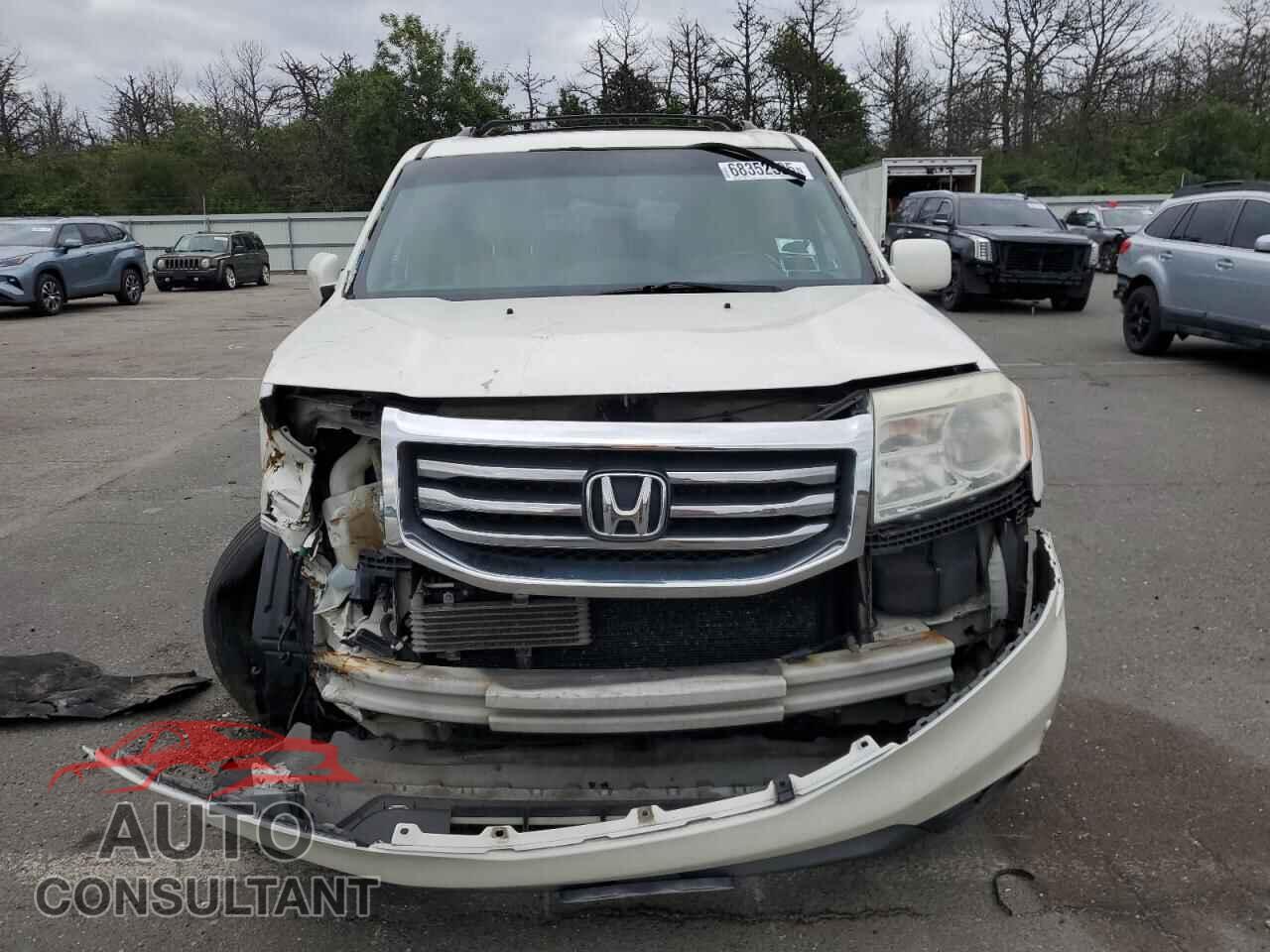 HONDA PILOT 2012 - 5FNYF4H98CB062912
