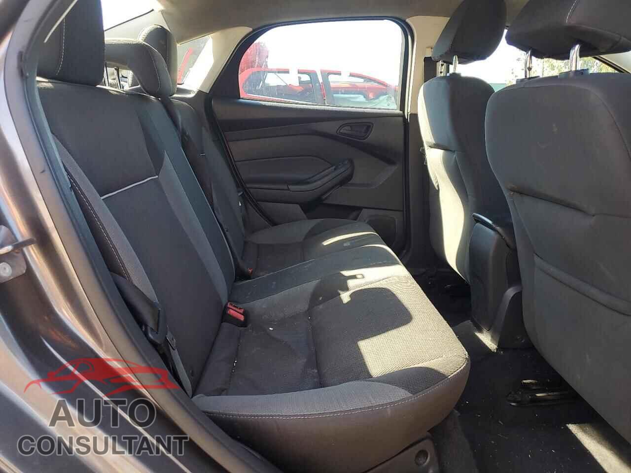 FORD FOCUS 2012 - 1FAHP3F22CL417315
