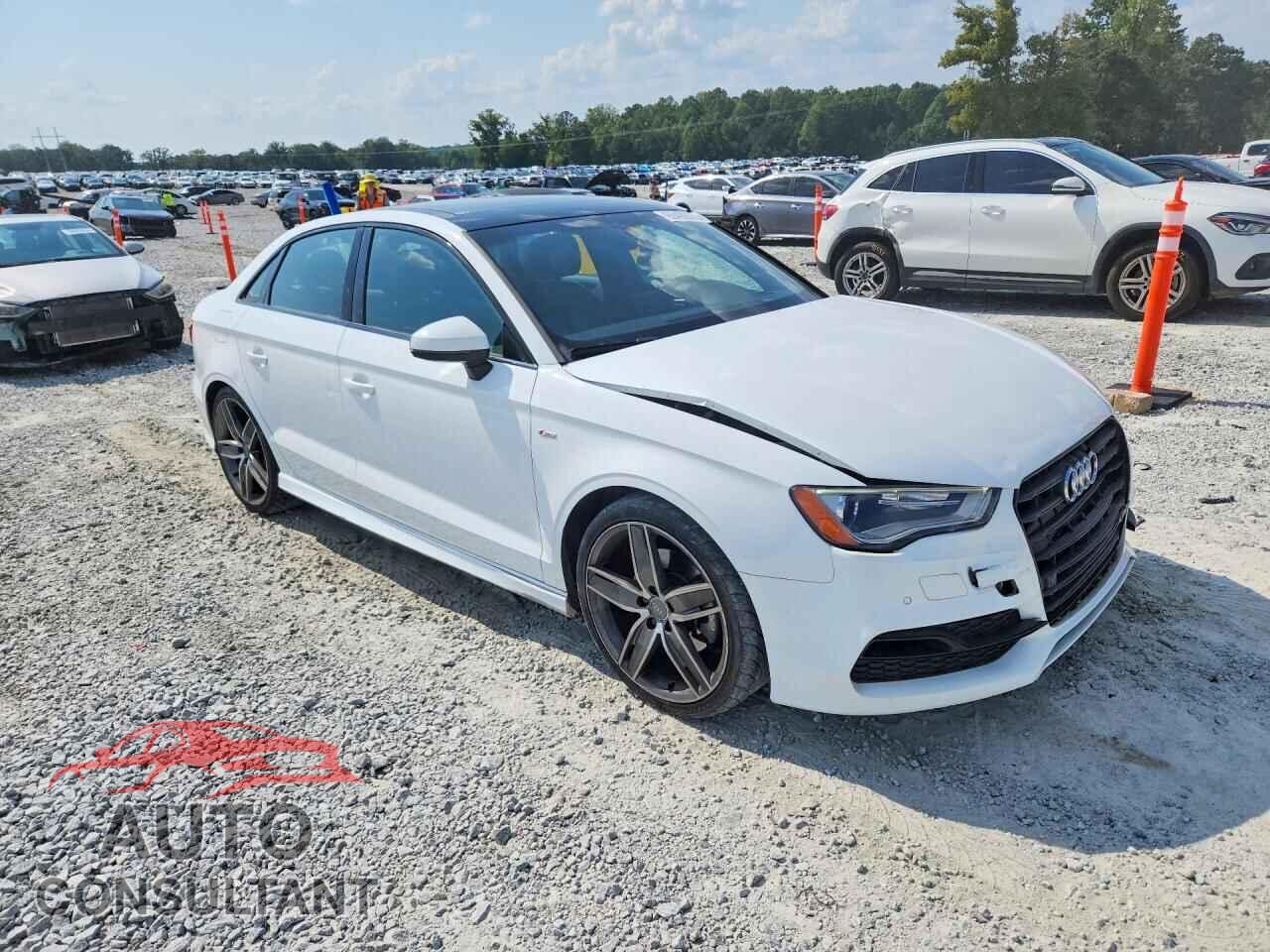 AUDI A3 2016 - WAUA7GFF7G1107472