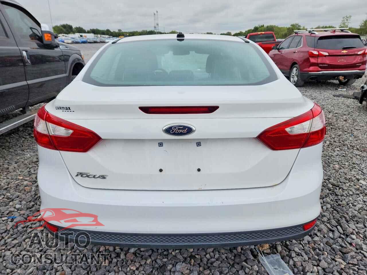 FORD FOCUS 2012 - 1FAHP3E26CL319728
