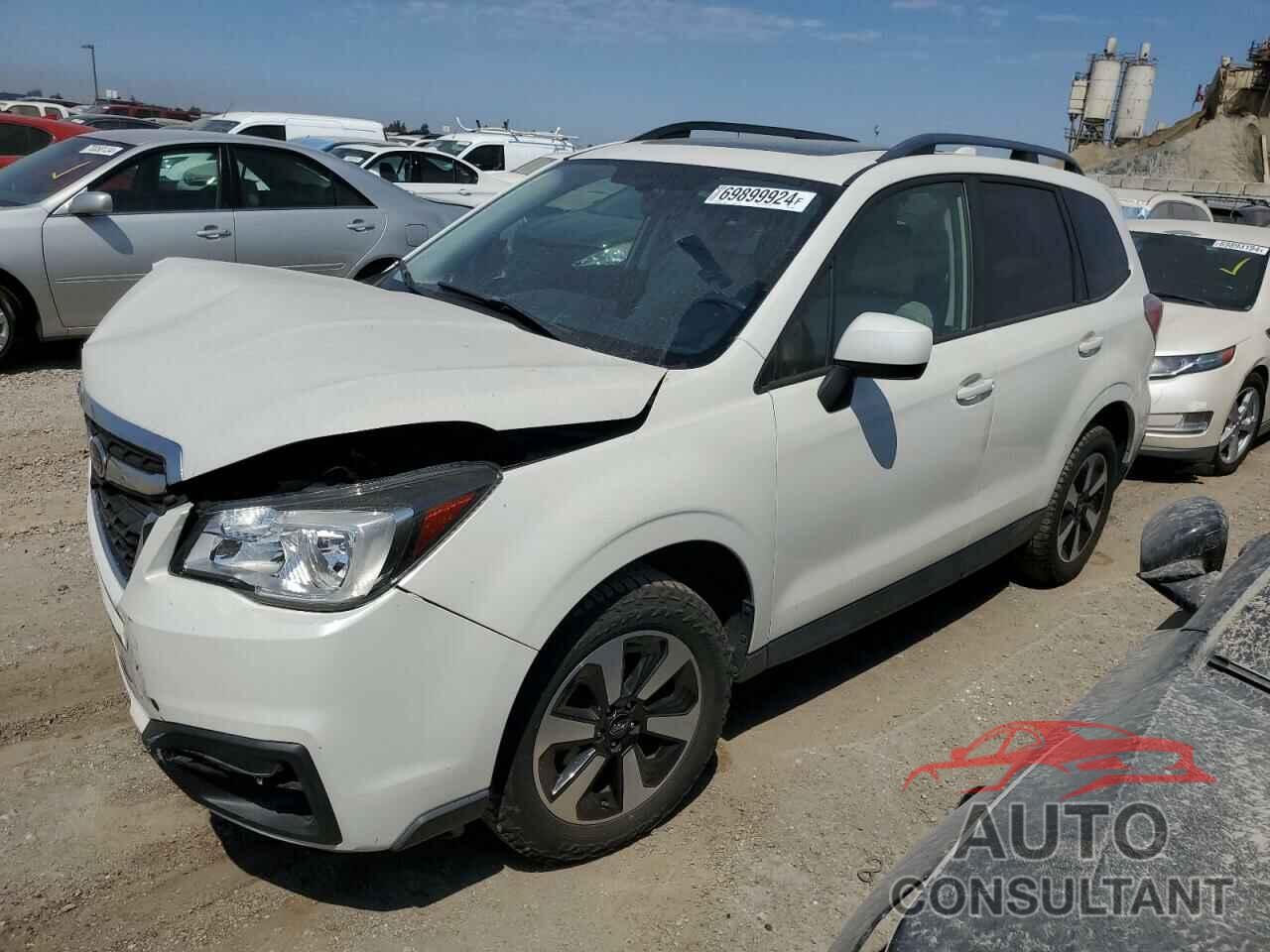 SUBARU FORESTER 2018 - JF2SJAEC0JH455904