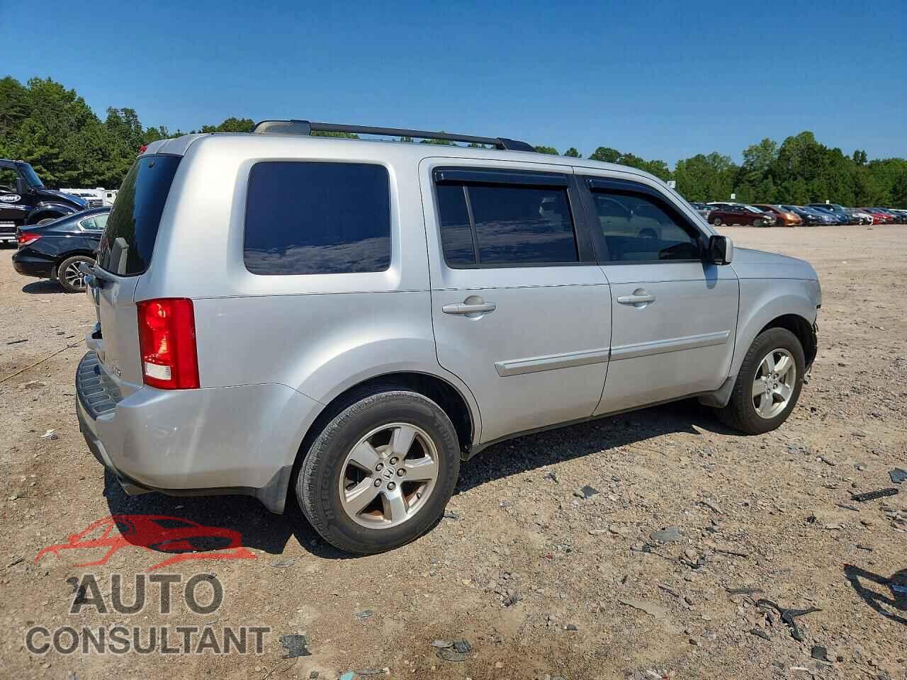 HONDA PILOT 2009 - 5FNYF48589B034114