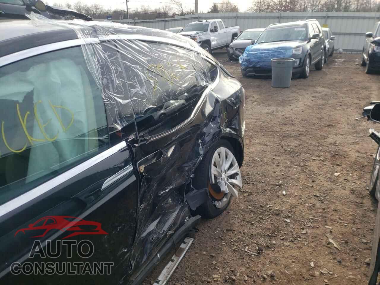 TESLA MODEL X 2017 - 5YJXCBE23HF049976