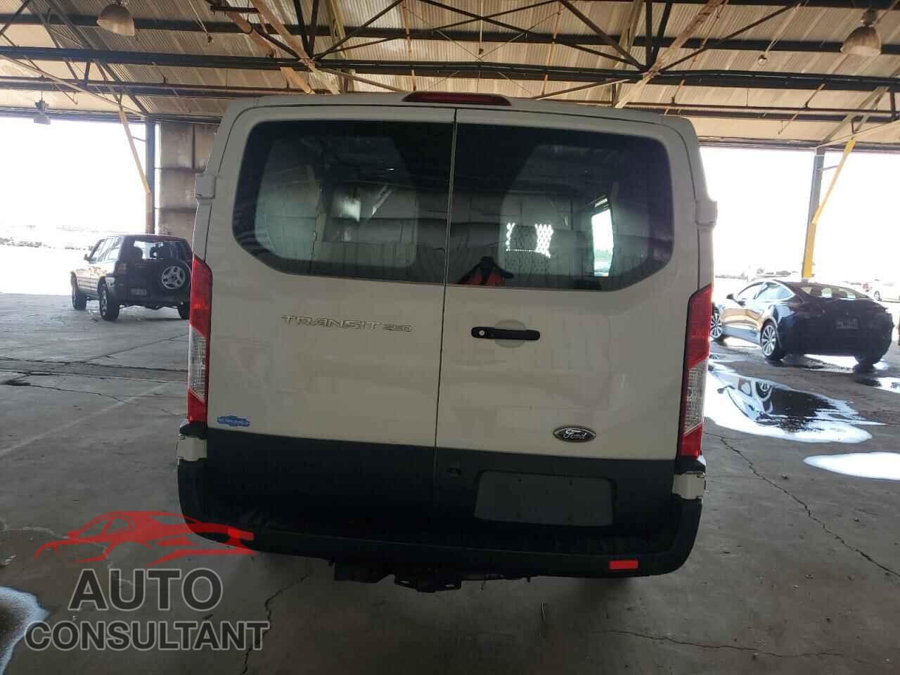FORD TRANSIT 2021 - 1FTBR1Y85MKA04442