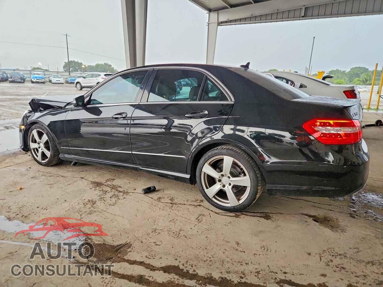 MERCEDES-BENZ E-CLASS 2011 - WDDHF5GB2BA290735