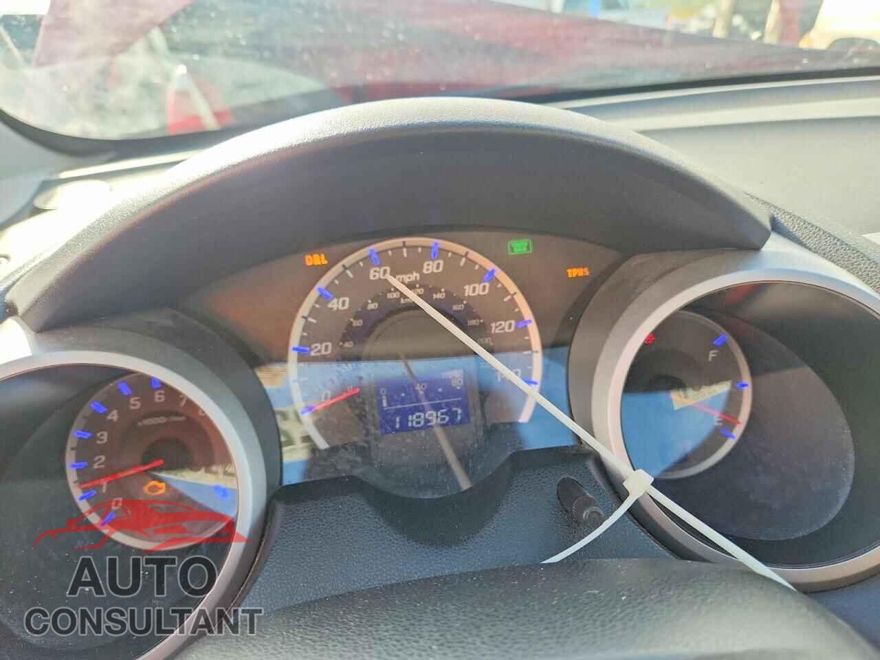 HONDA FIT 2010 - JHMGE8H49AC006710