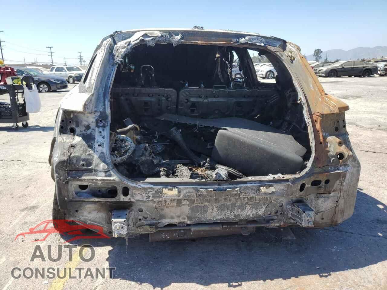 LEXUS CT 200 2013 - JTHKD5BH8D2157622