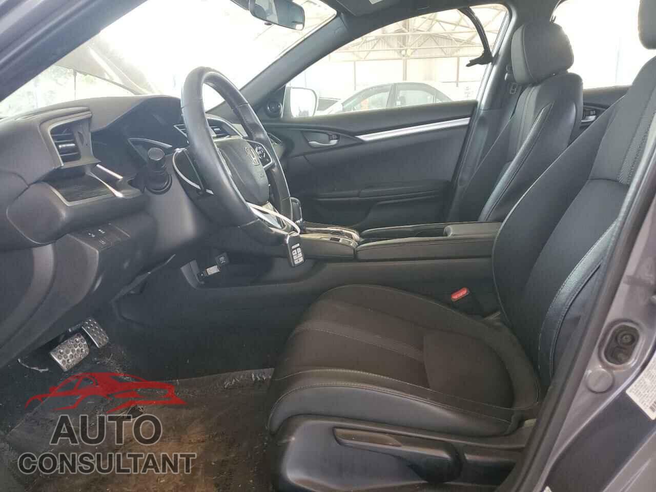 HONDA CIVIC 2019 - 2HGFC2F80KH503876