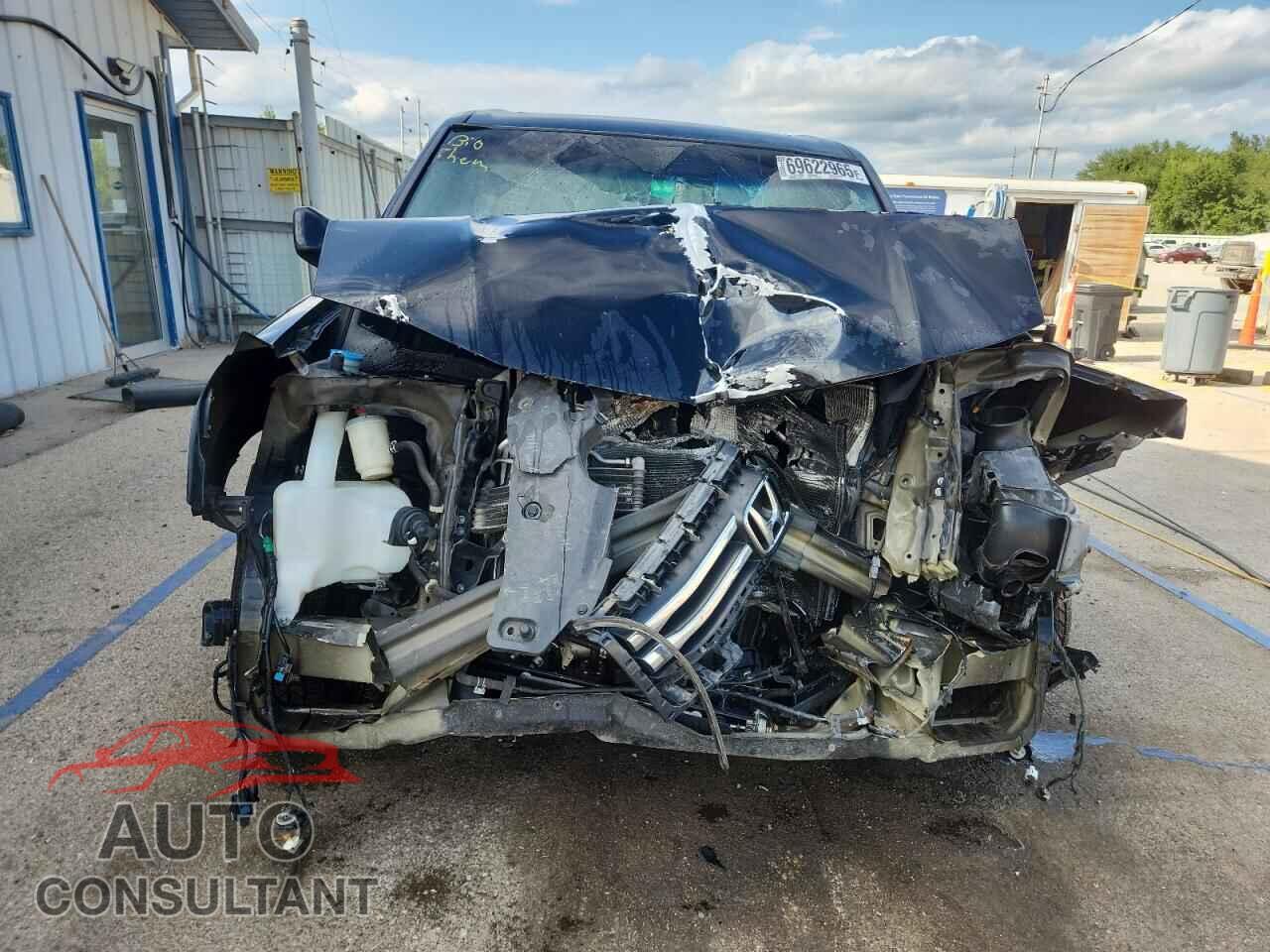 HONDA PILOT 2015 - 5FNYF4H50FB013852