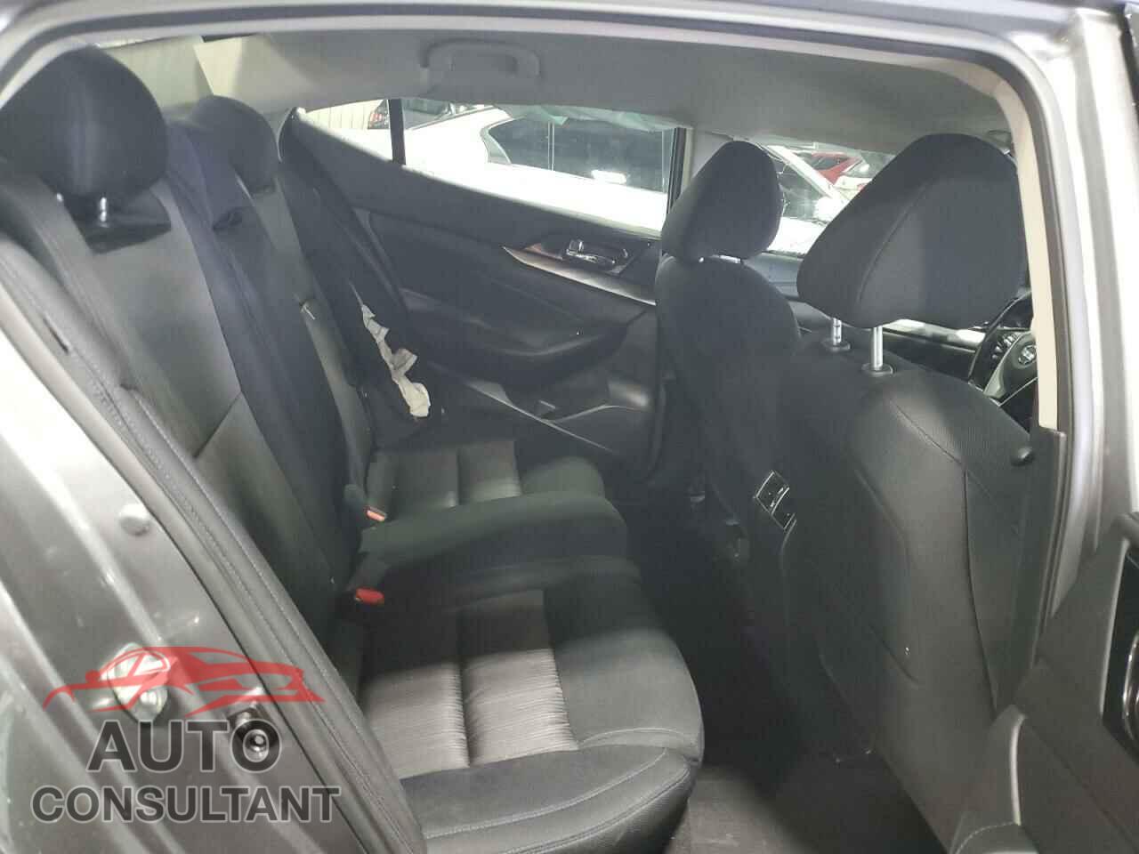 NISSAN MAXIMA 2020 - 1N4AA6BVXLC370197