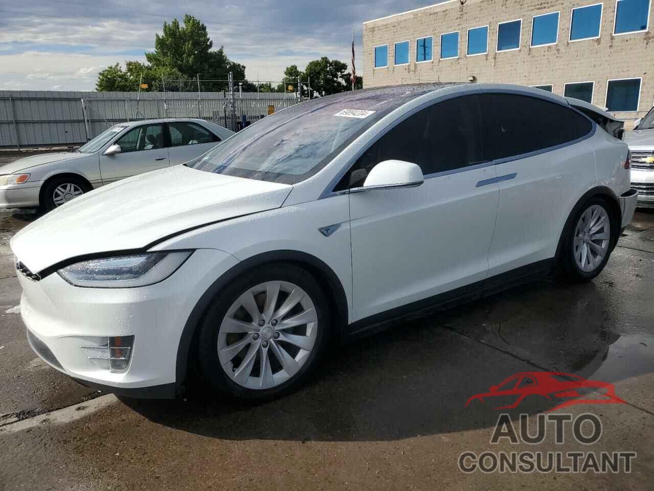 TESLA MODEL X 2016 - 5YJXCBE20GF005299