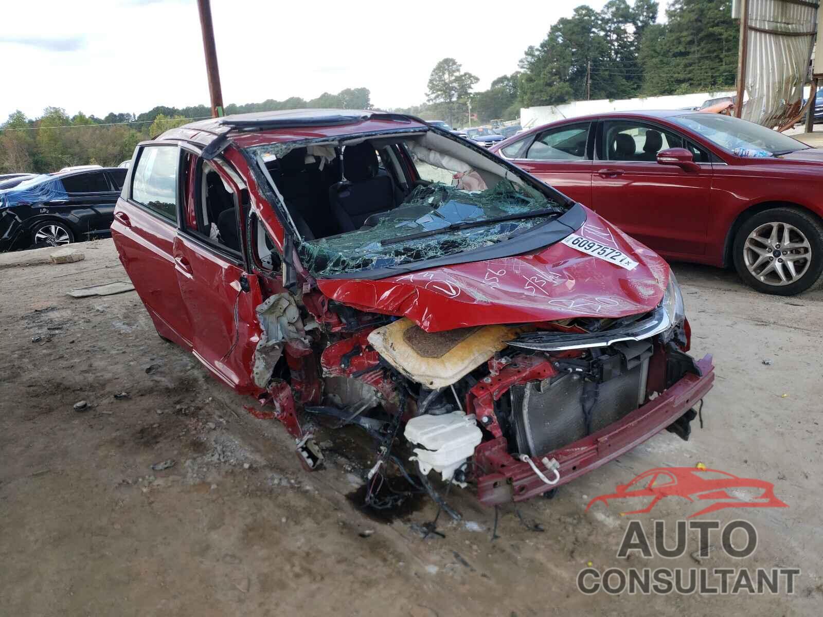 HONDA FIT 2018 - 3HGGK5H86JM722556