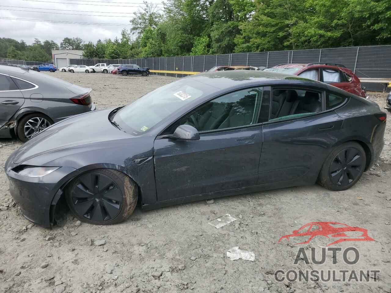 TESLA MODEL 3 2025 - 5YJ3E1EAXSF878982