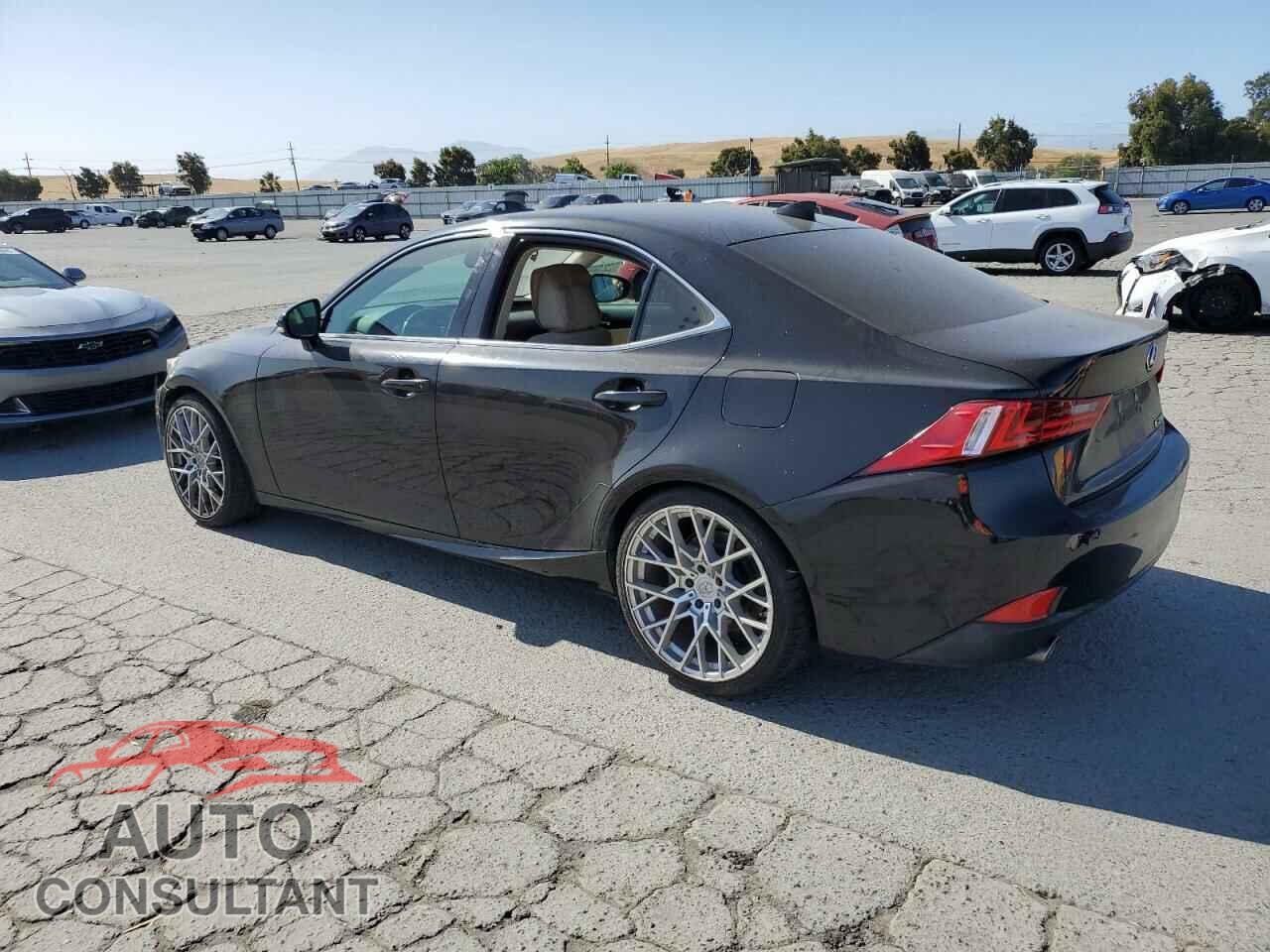 LEXUS IS 2016 - JTHBA1D2XG5020811
