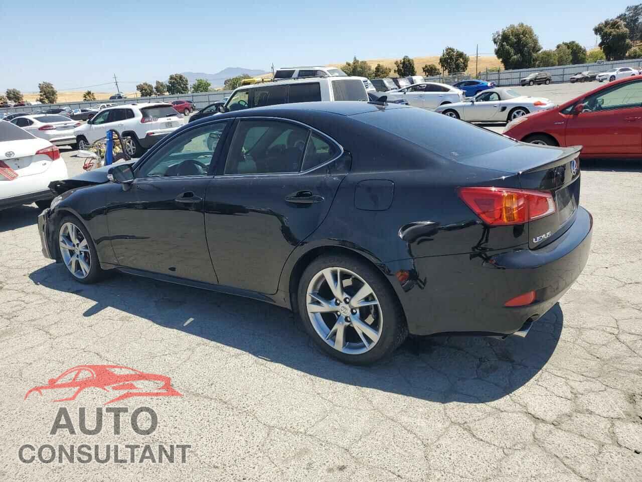 LEXUS IS 2009 - JTHBK262X95105277