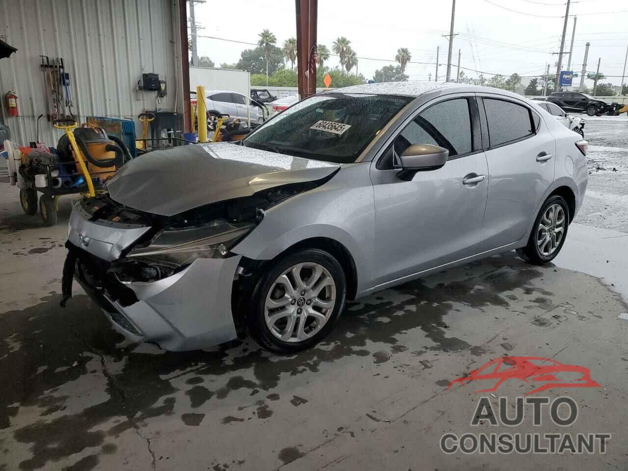 TOYOTA YARIS 2017 - 3MYDLBYVXHY177341