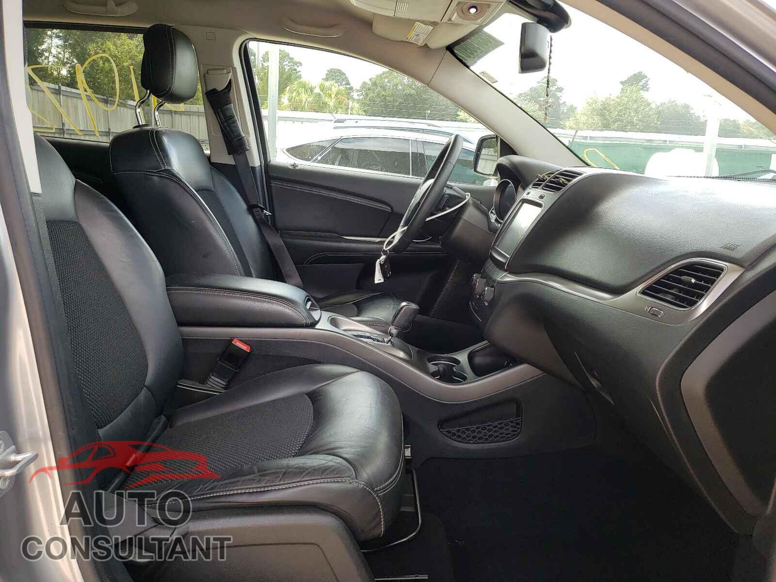 DODGE JOURNEY 2017 - 3C4PDCGG4HT613339