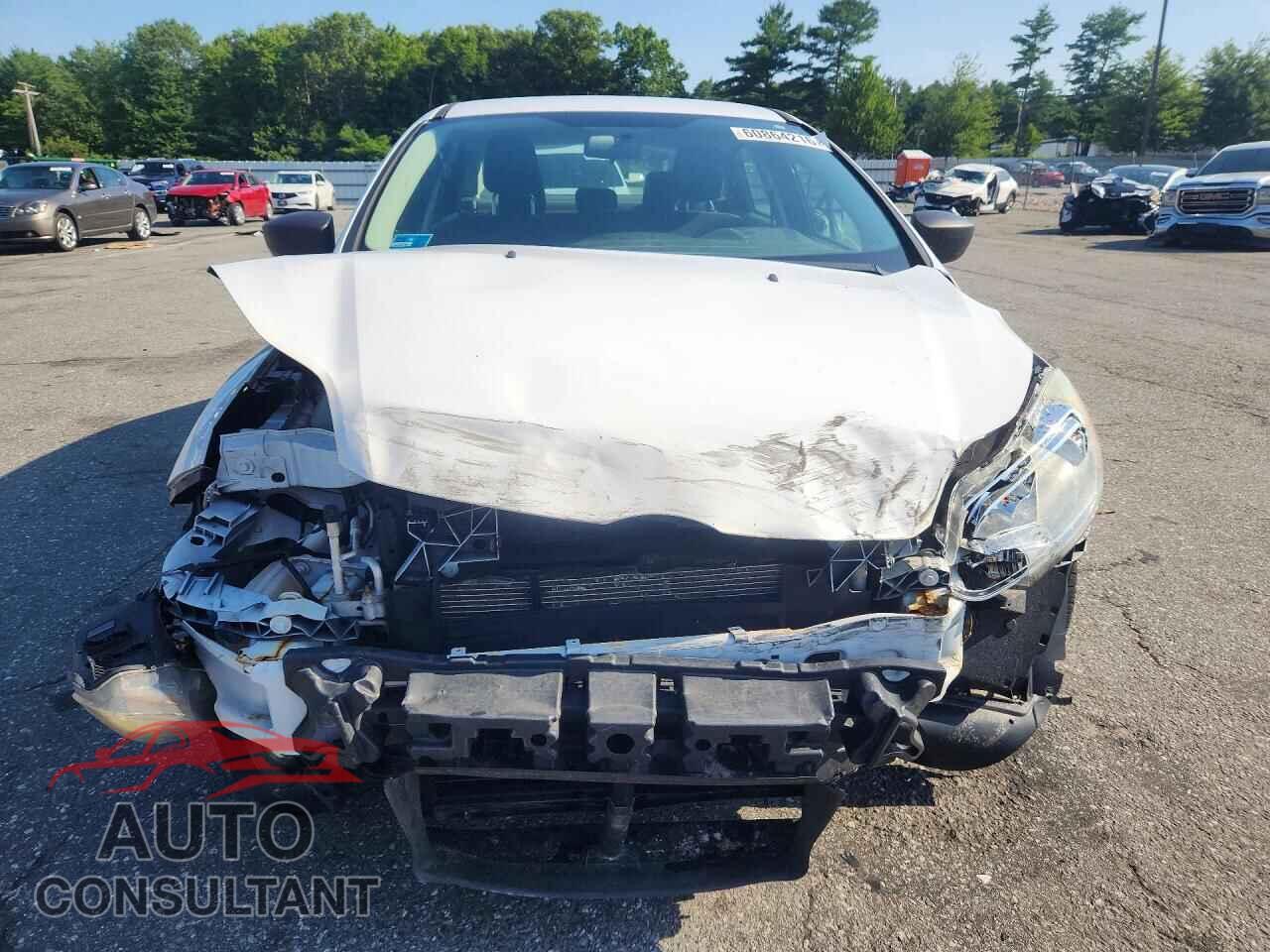FORD FOCUS 2014 - 1FADP3E25EL145457