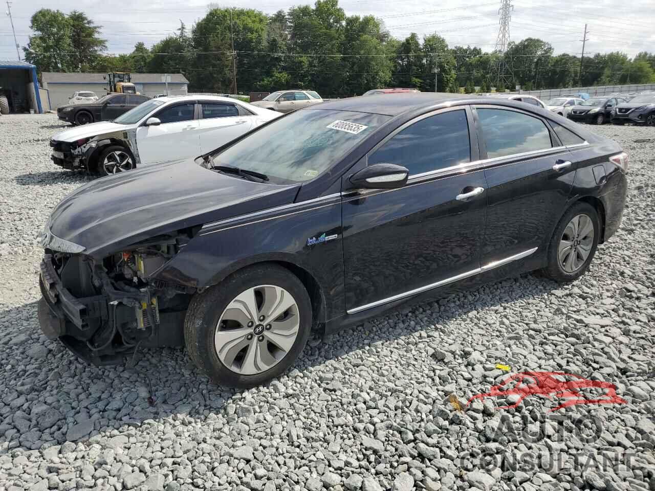 HYUNDAI SONATA 2013 - KMHEC4A42DA073422