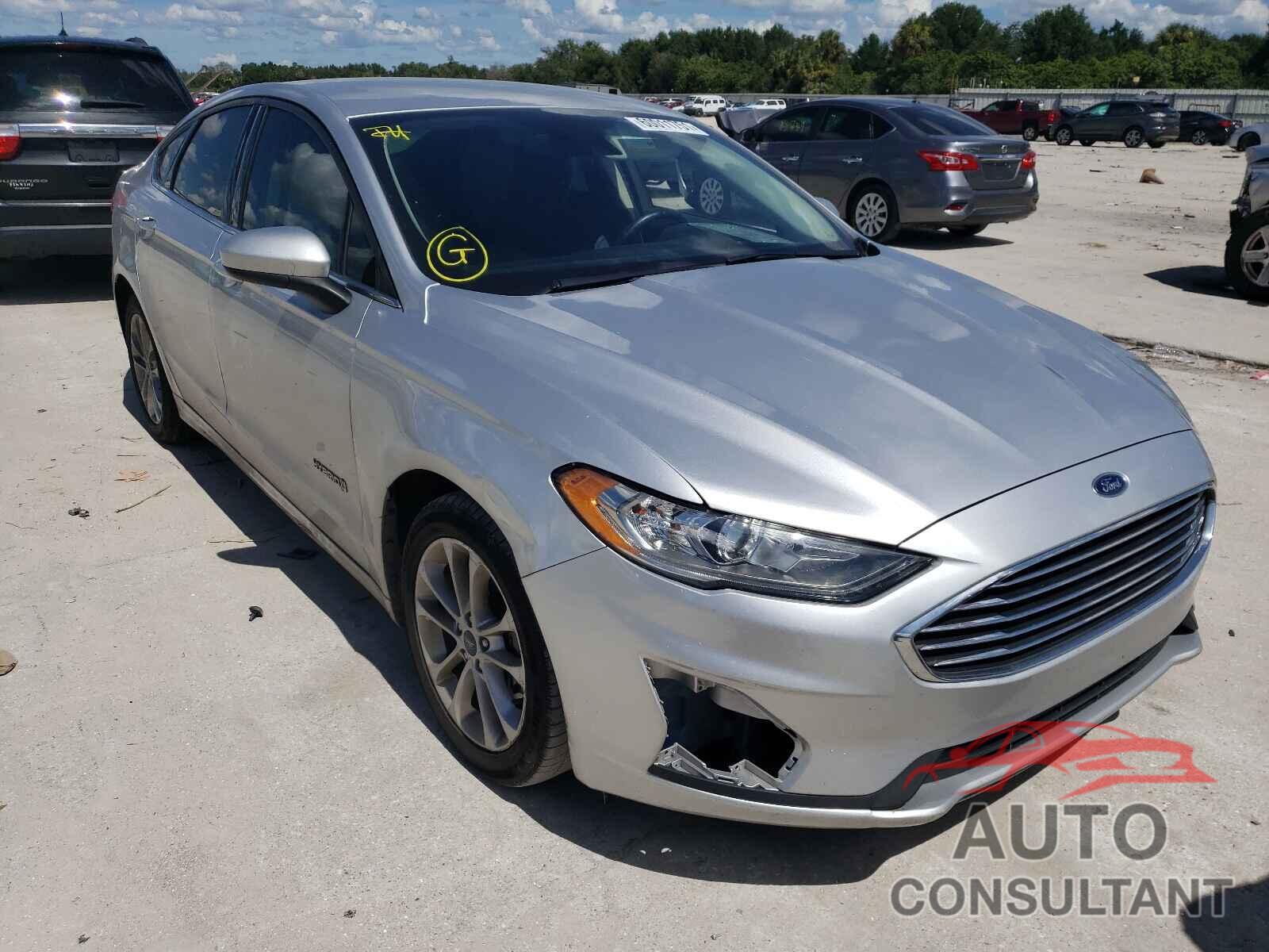 FORD FUSION 2019 - 3FA6P0LUXKR109854