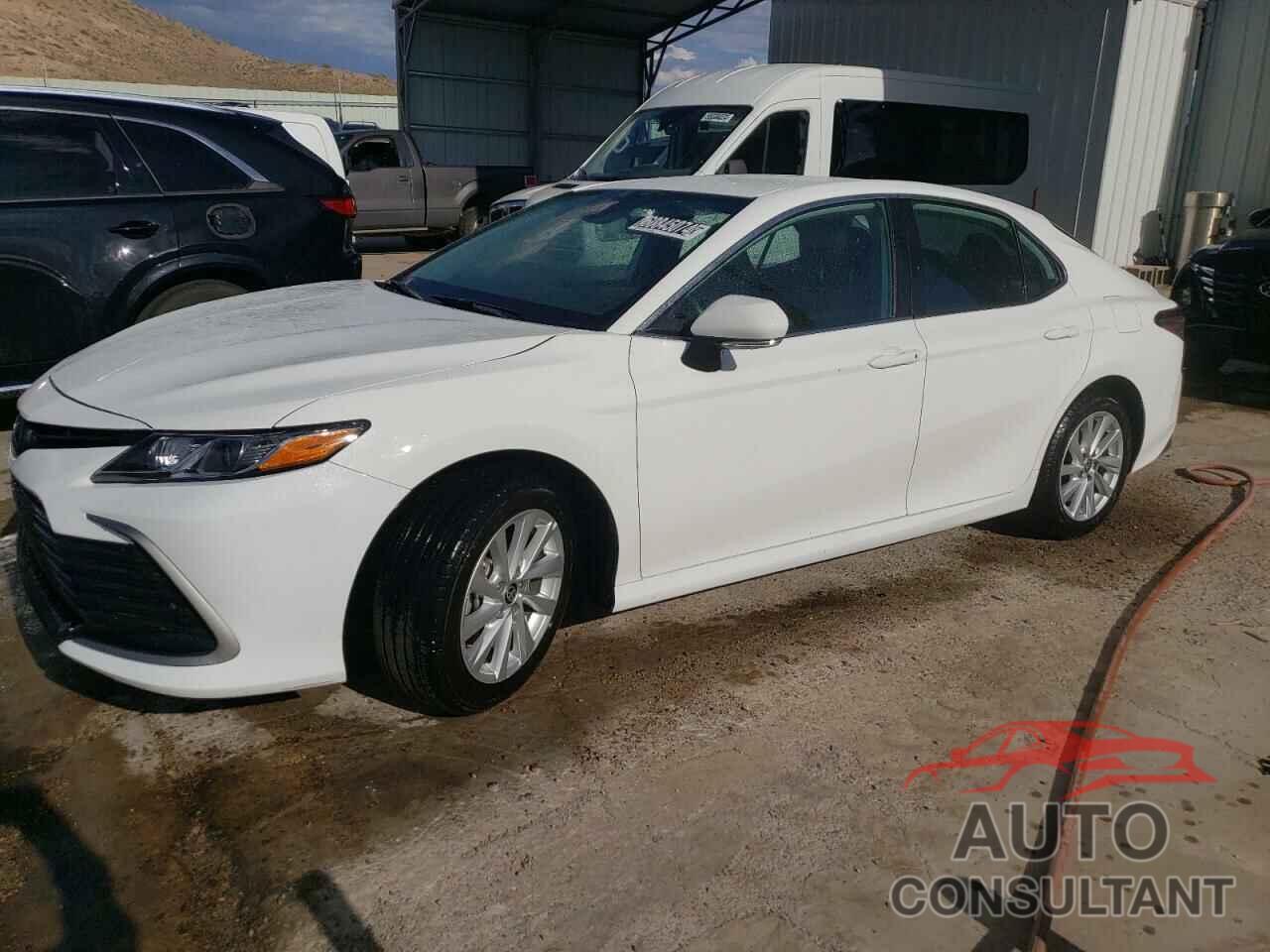 TOYOTA CAMRY 2024 - 4T1C11BKXRU108092