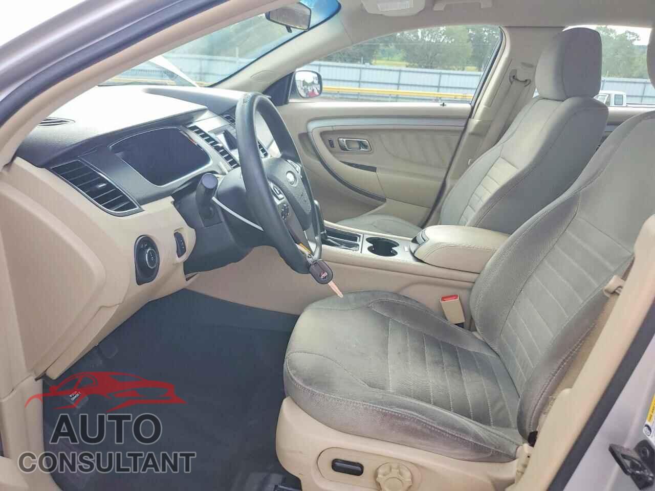FORD TAURUS 2017 - 1FAHP2D84HG123013