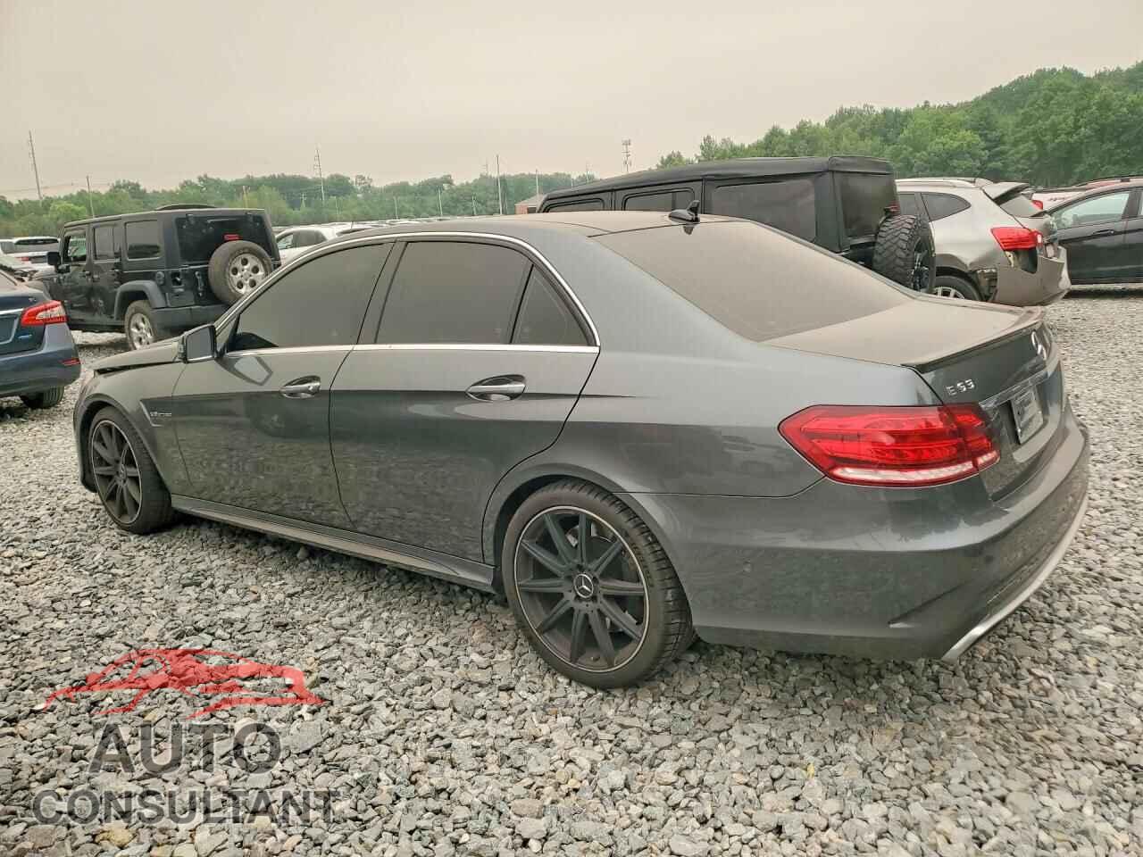 MERCEDES-BENZ E-CLASS 2015 - WDDHF7GB5FB105542