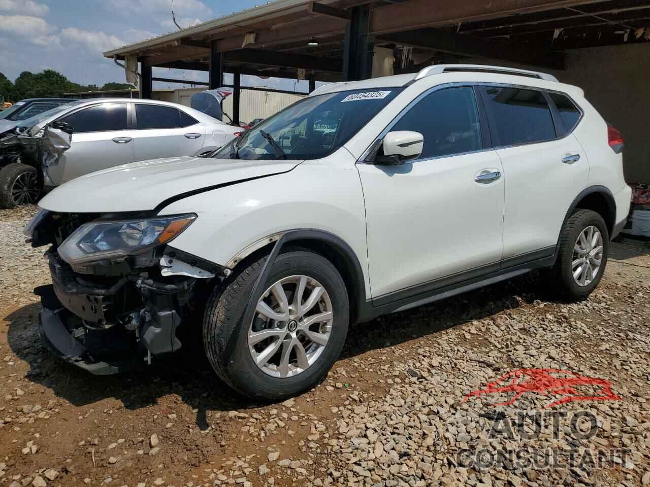 NISSAN ROGUE 2017 - KNMAT2MT9HP515528