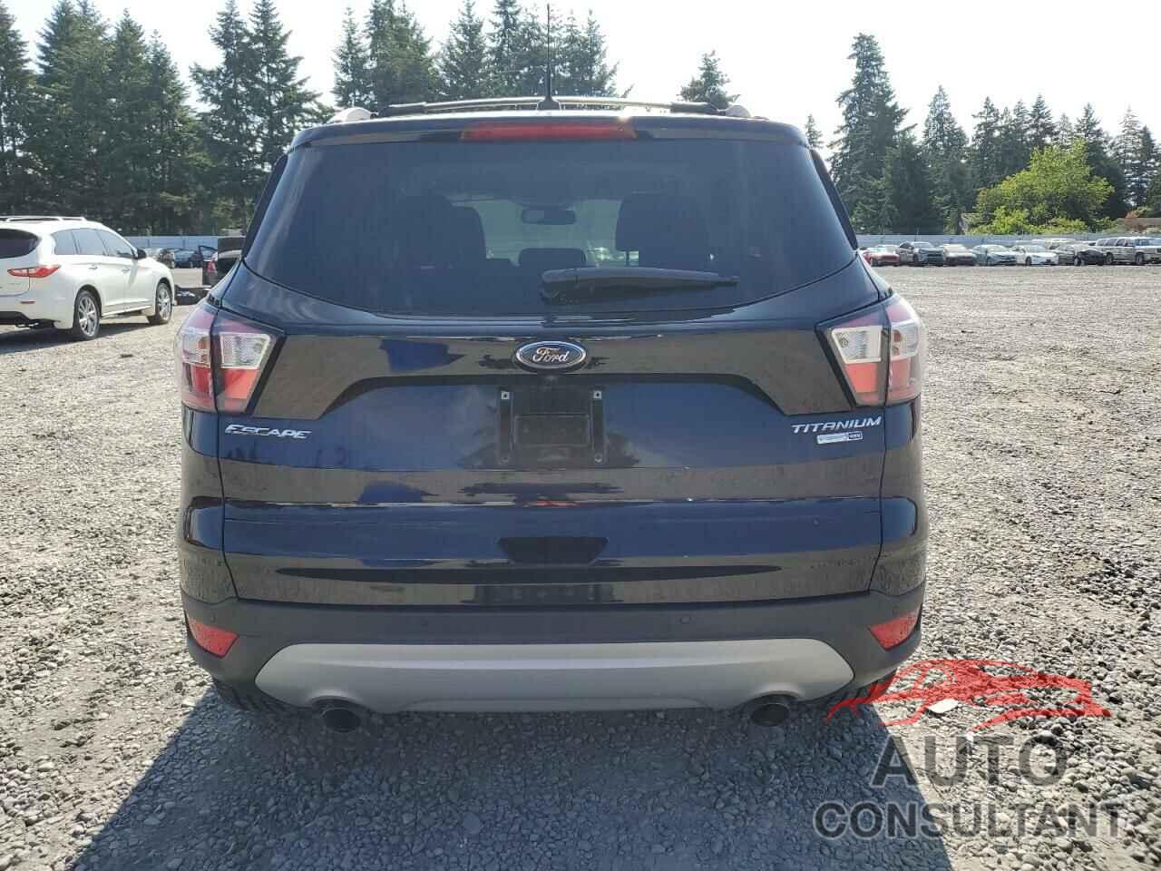 FORD ESCAPE 2017 - 1FMCU9J90HUD93954
