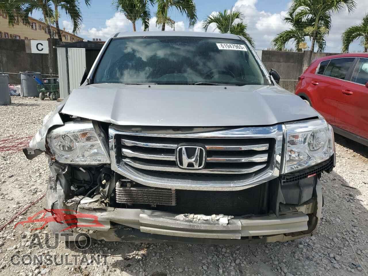 HONDA PILOT 2015 - 5FNYF4H21FB036272