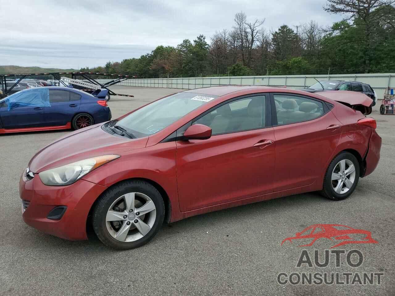 HYUNDAI ELANTRA 2013 - 5NPDH4AE2DH348757