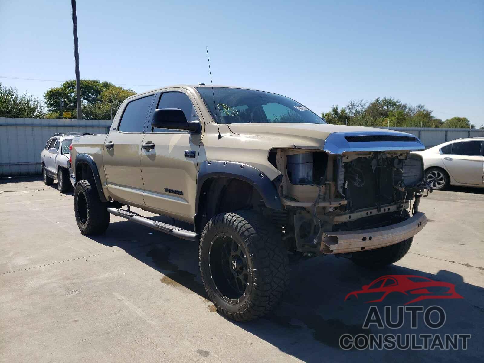 TOYOTA TUNDRA 2017 - 5TFDW5F17HX647785