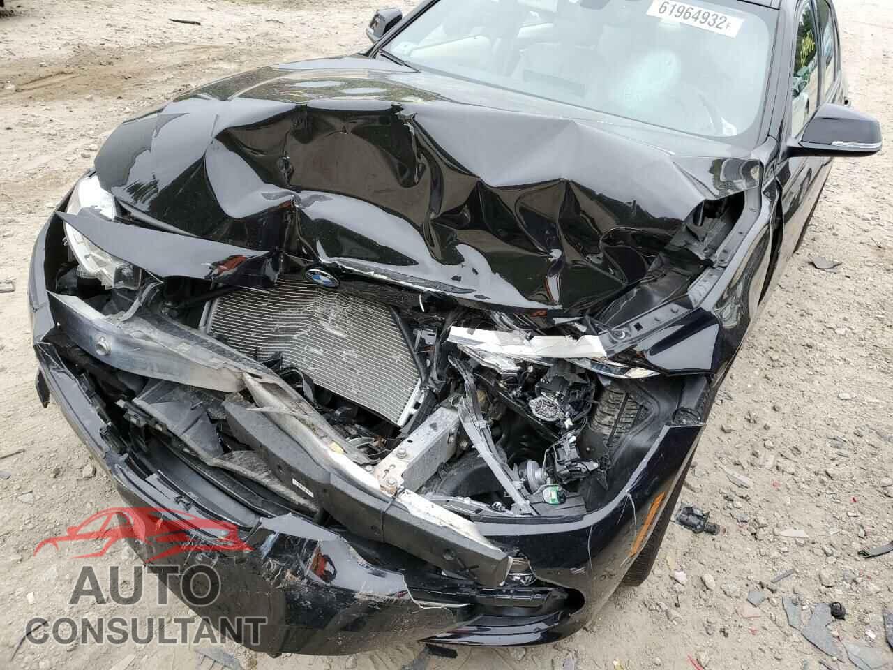 BMW 3 SERIES 2016 - WBA8E3G52GNU00093