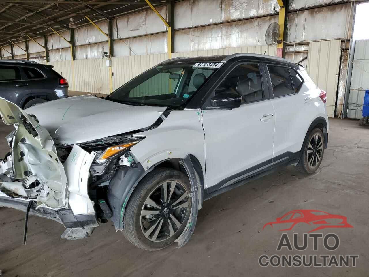 NISSAN KICKS 2019 - 3N1CP5CU2KL546375