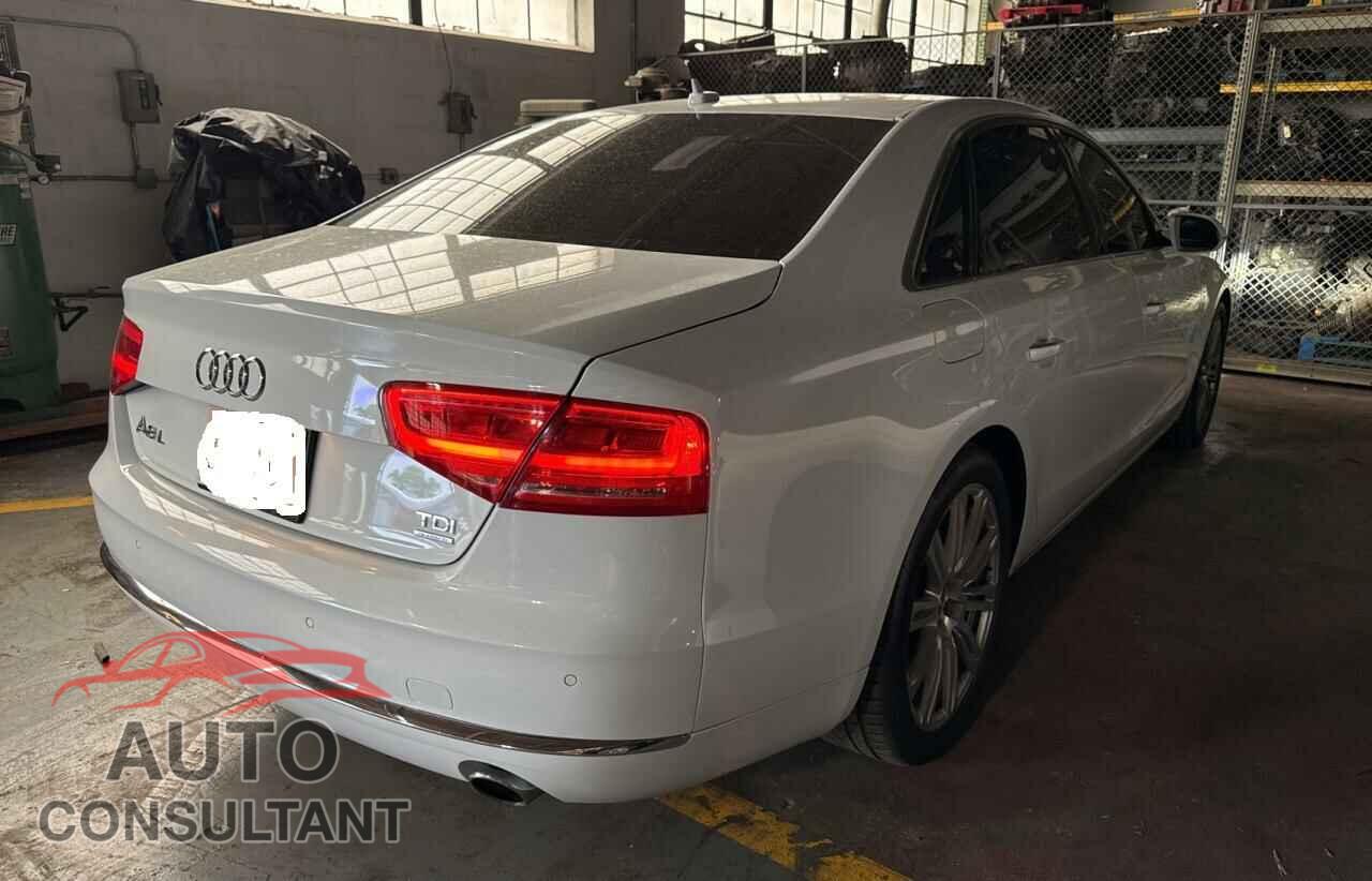 AUDI A8 2014 - WAURMAFD2EN003811