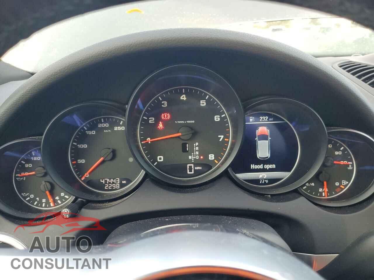 PORSCHE CAYENNE 2018 - WP1AA2A28JKA04976