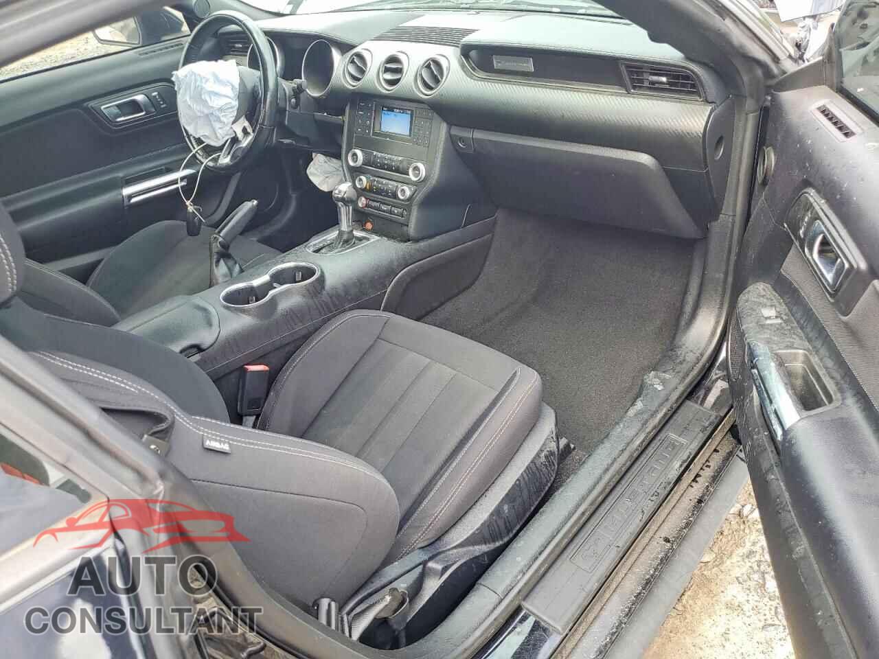 FORD MUSTANG 2019 - 1FA6P8THXK5200675