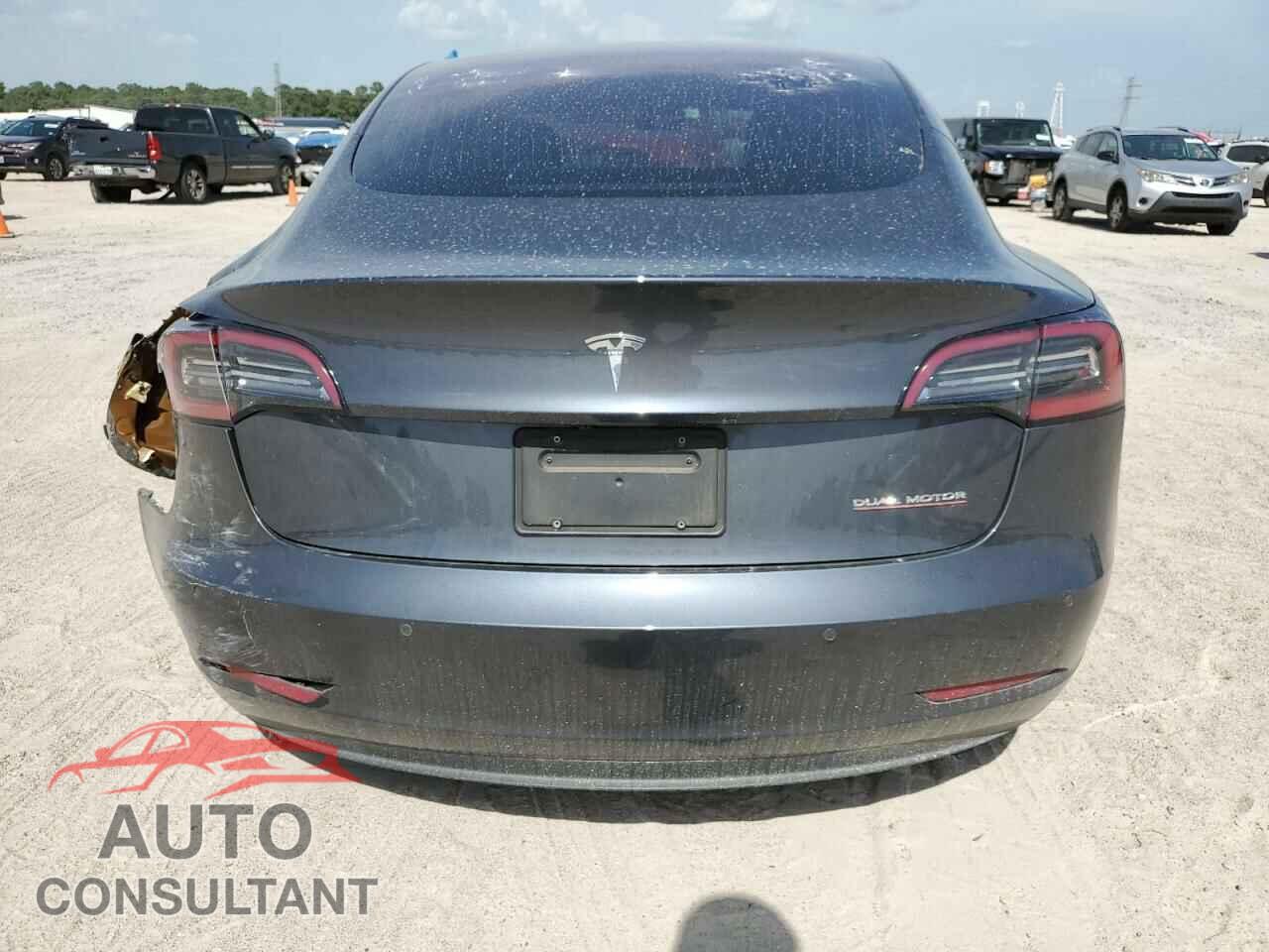 TESLA MODEL 3 2019 - 5YJ3E1EB6KF237515
