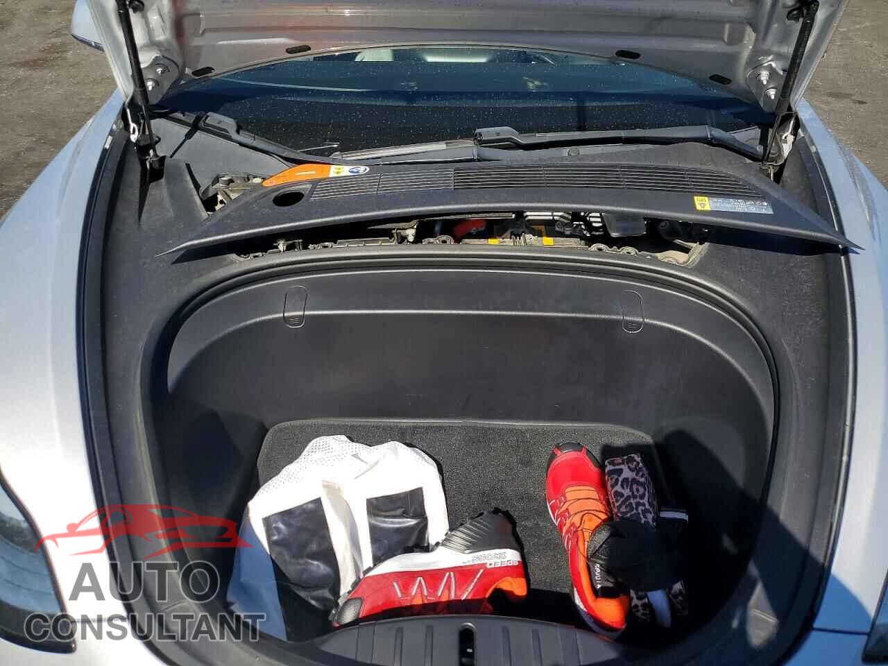 TESLA MODEL 3 2018 - 5YJ3E1EA5JF007003