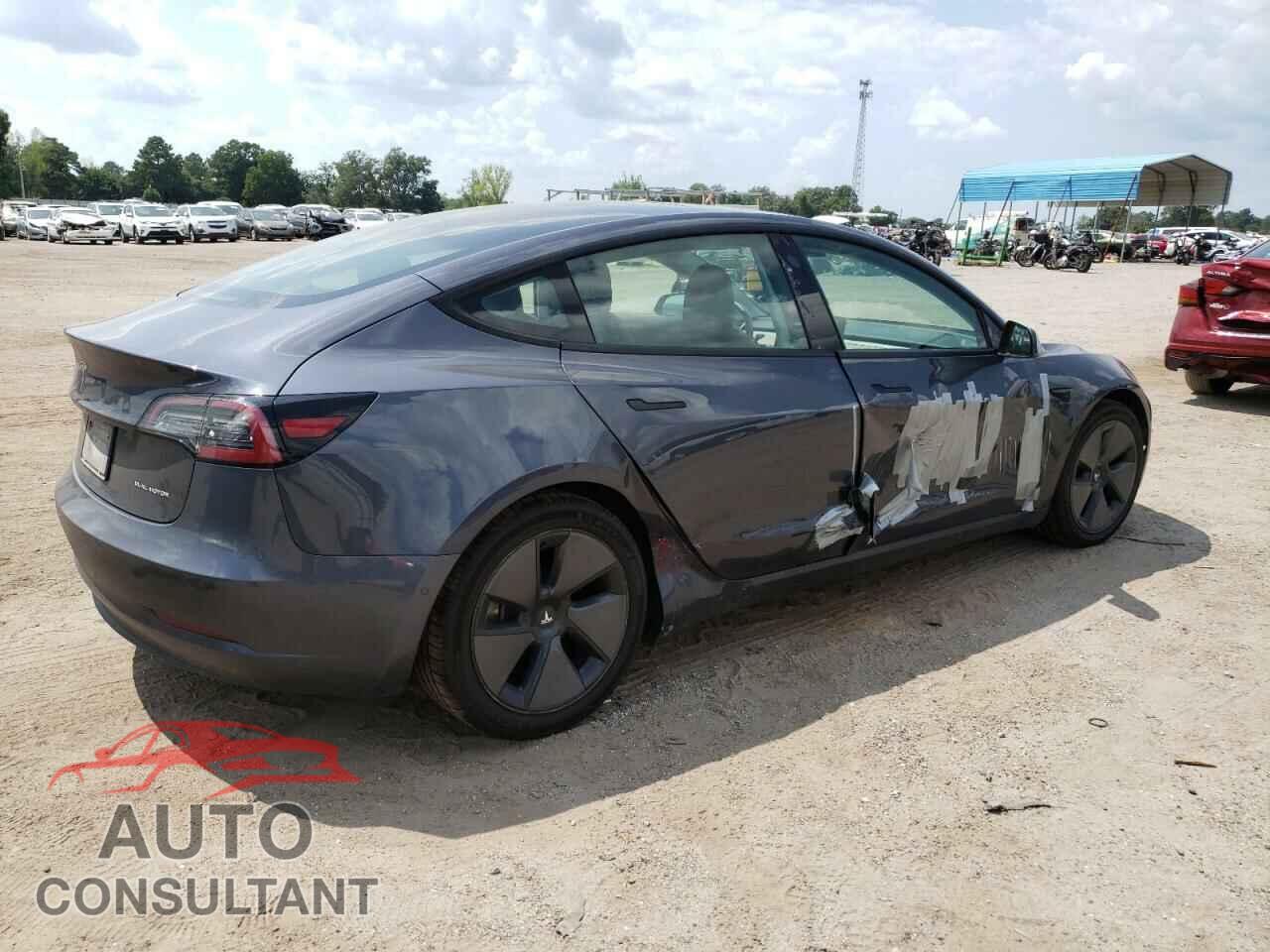 TESLA MODEL 3 2021 - 5YJ3E1EB5MF923838