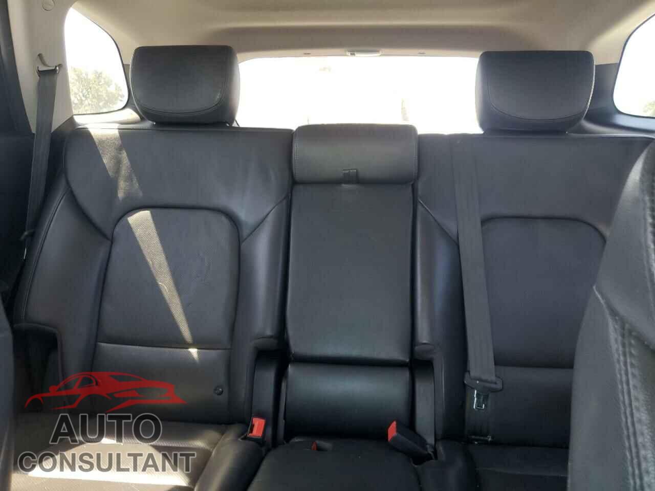 HYUNDAI SANTA FE 2016 - KM8SRDHF4GU160735