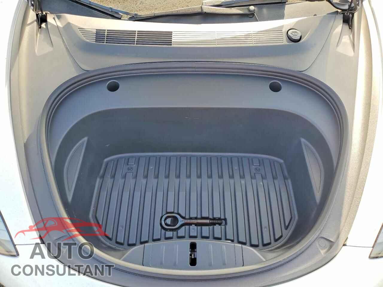 TESLA MODEL 3 2023 - 5YJ3E1EA7PF572829