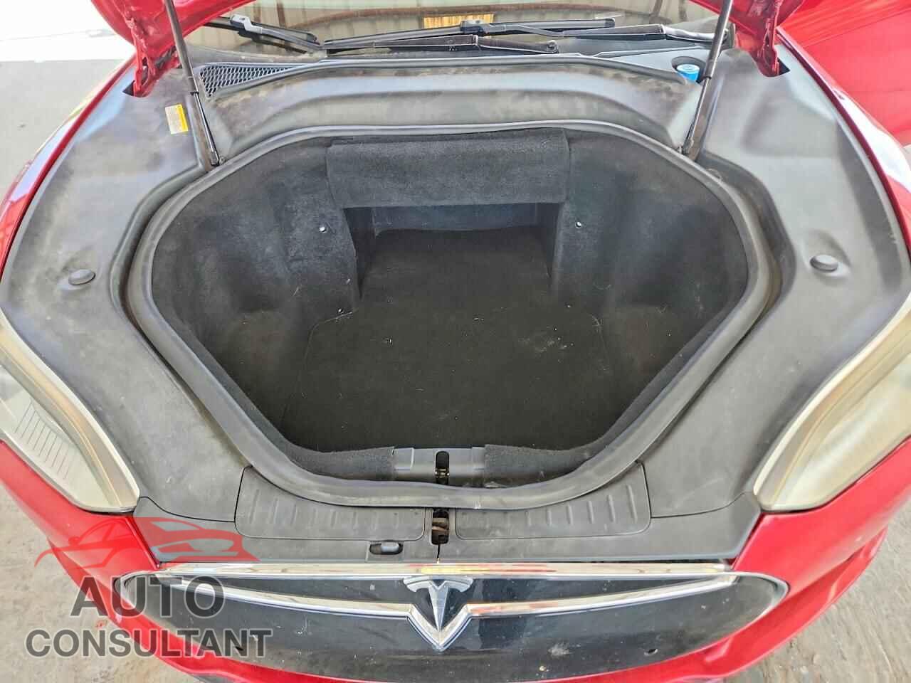 TESLA MODEL S 2015 - 5YJSA1H1XFFP70645