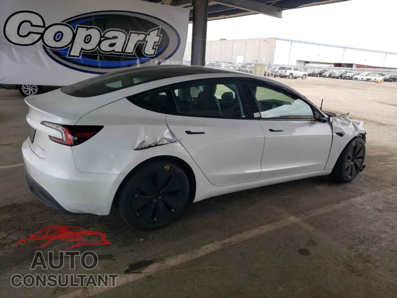 TESLA MODEL 3 2024 - 5YJ3E1EB3RF758511