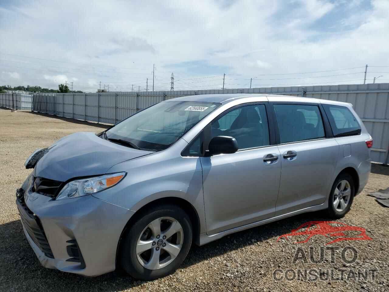 TOYOTA SIENNA 2018 - 5TDZZ3DC2JS924019
