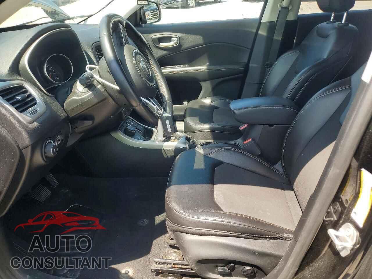 JEEP COMPASS 2020 - 3C4NJDBB4LT222010
