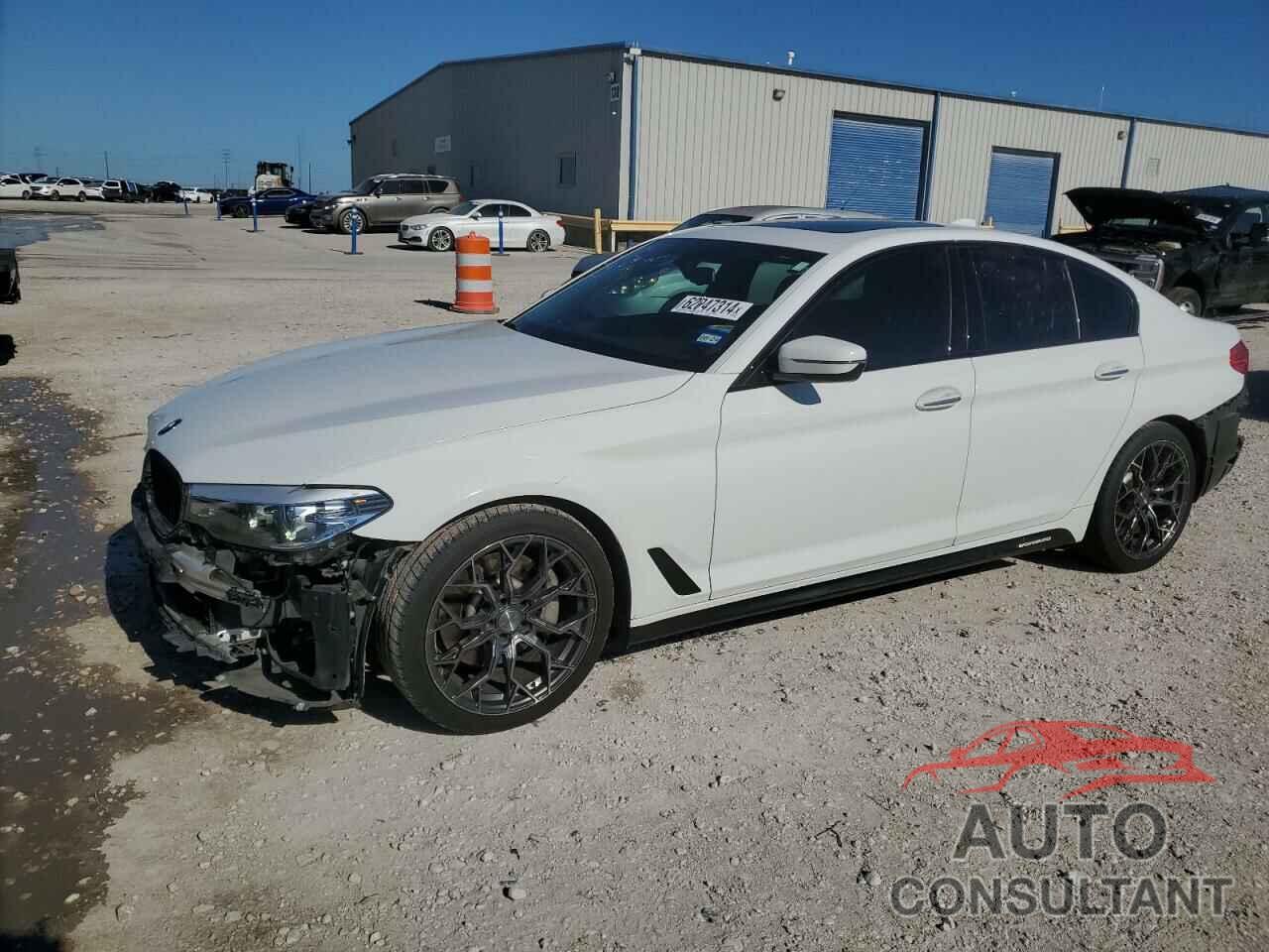 BMW 5 SERIES 2018 - WBAJA5C54JWA56852