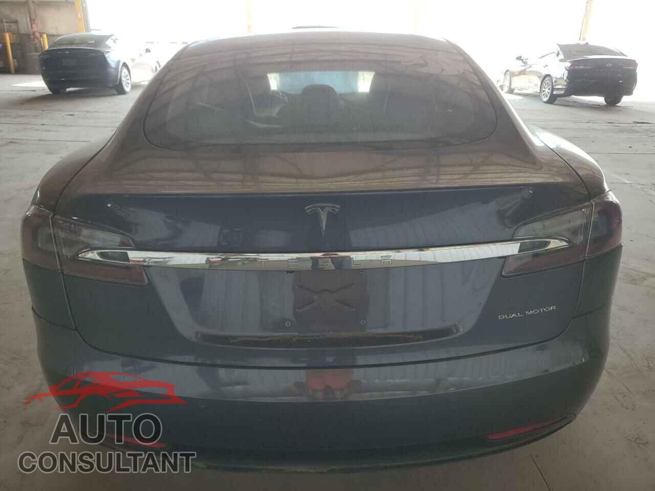 TESLA MODEL S 2020 - 5YJSA1E21LF415355