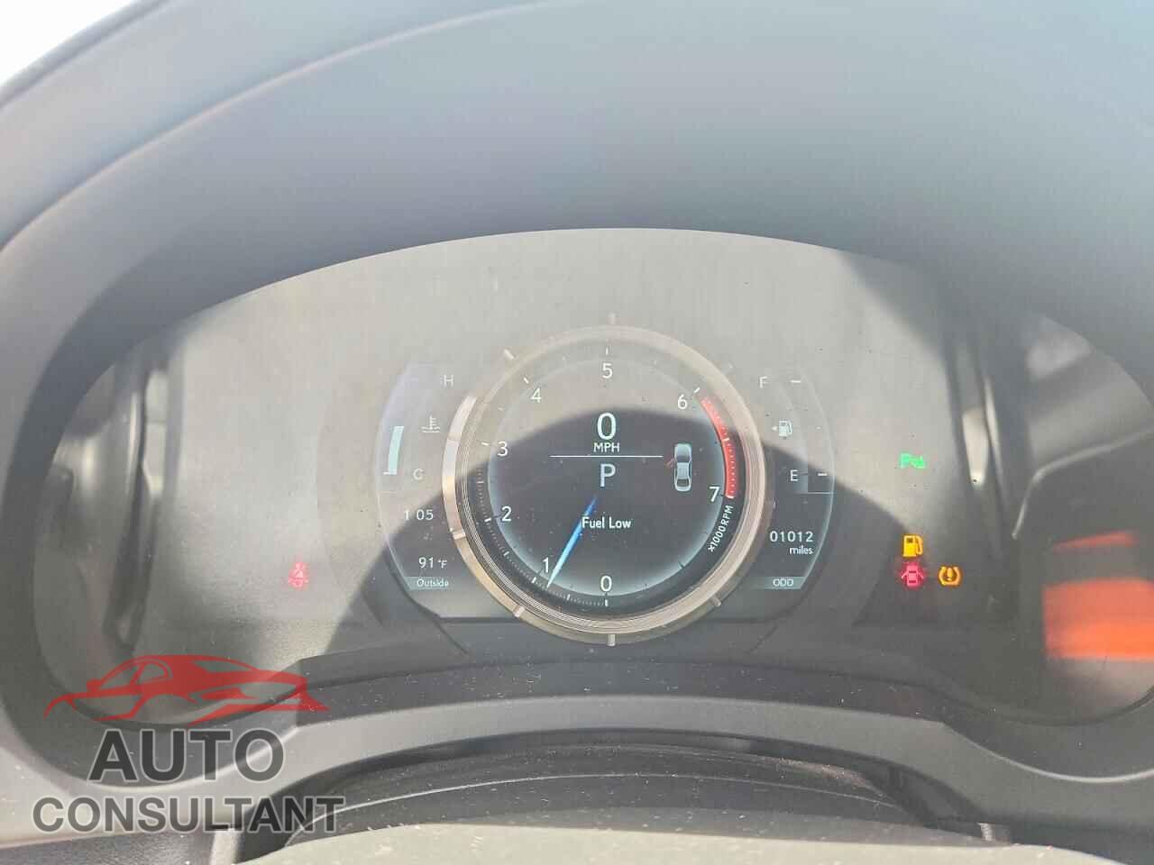 LEXUS IS 2018 - JTHBA1D27J5071741